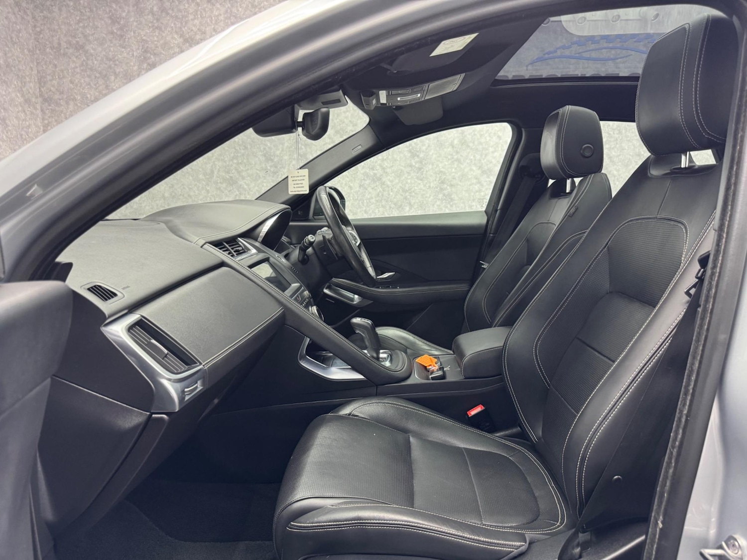 Used Jaguar E-Pace 2019 for sale - 78058046: Photo 3