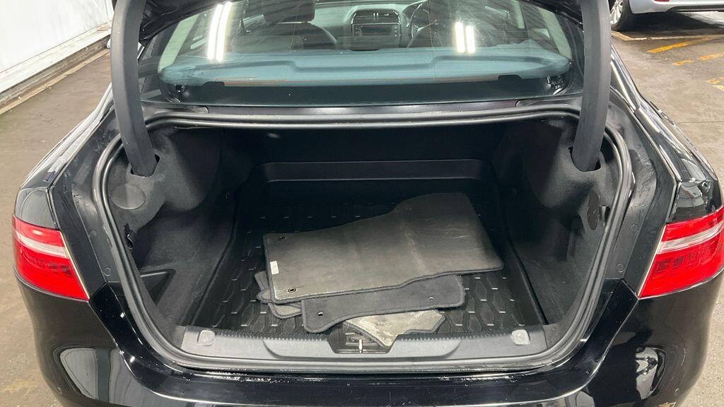 Used Jaguar XE for sale - 77611410: Photo 6