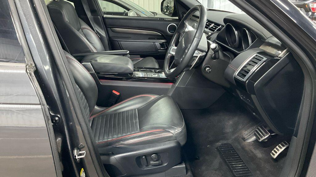 Used Land Rover Discovery 2017 for sale - 77586609: Photo 2