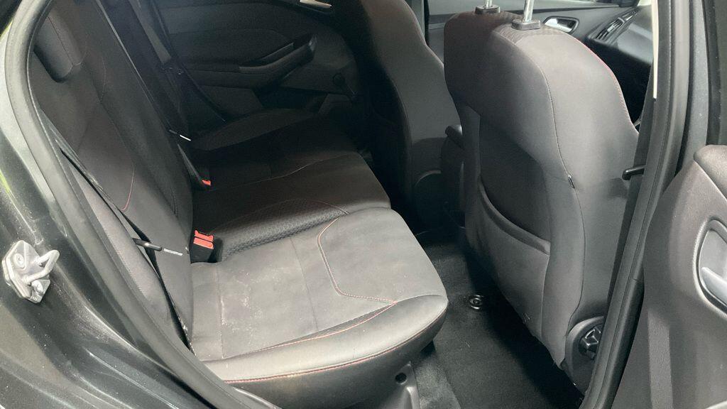 Used Ford Focus 2015 for sale - 77479003: Photo 3