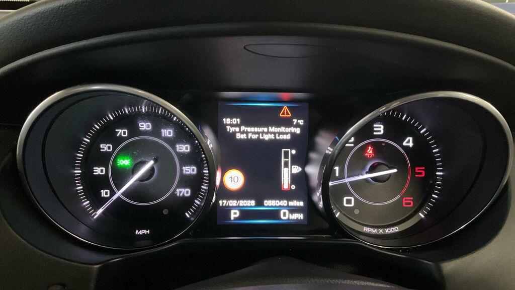 Used Jaguar XE for sale - 78058028: Photo 5