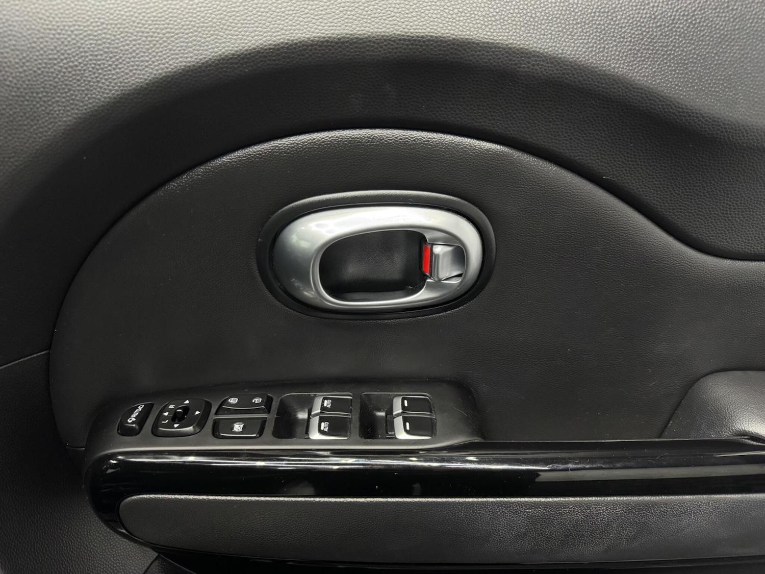 Used Kia Soul 2017 for sale - 76200980: Photo 19