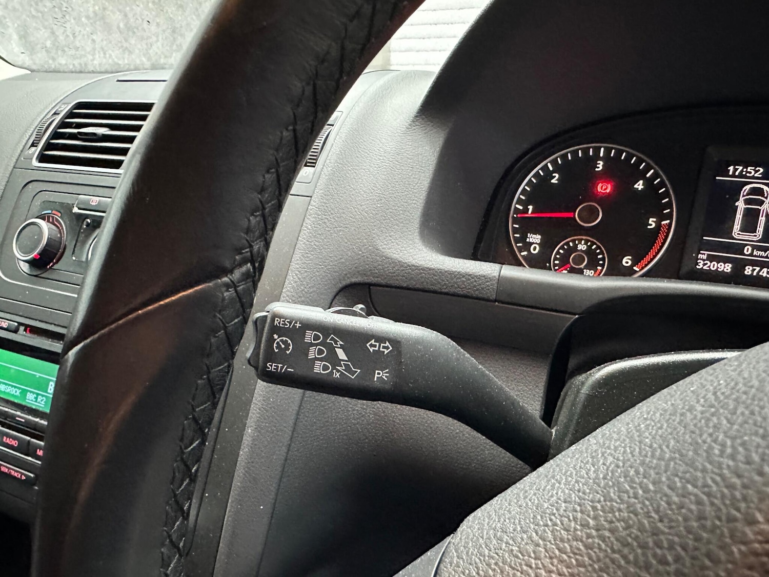 Used Volkswagen Touran for sale - 78057530: Photo 20