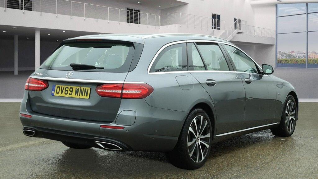 Used Mercedes-Benz E Class for sale - 77684183: Photo 4