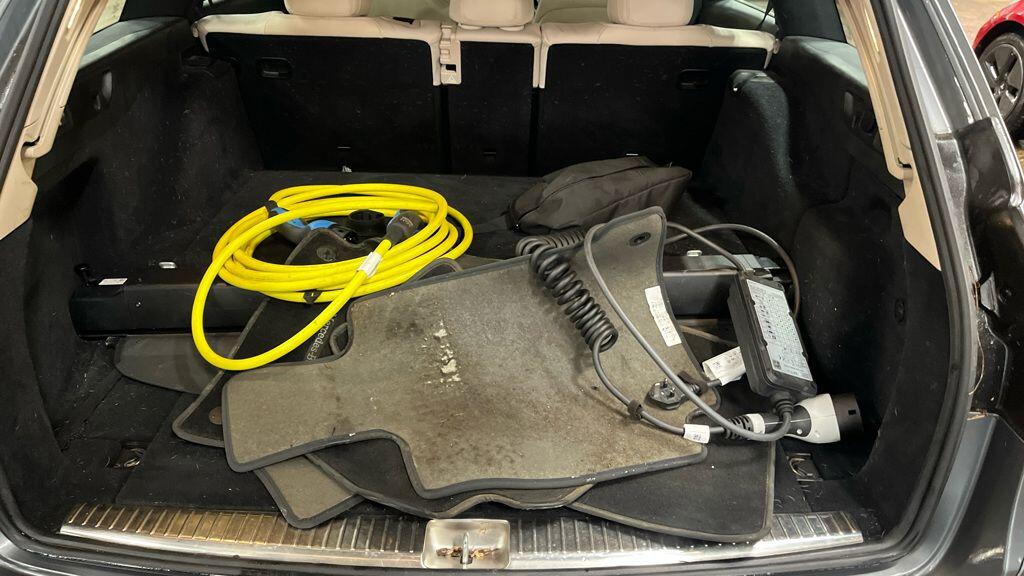 Used Mercedes-Benz E Class for sale - 77684183: Photo 8