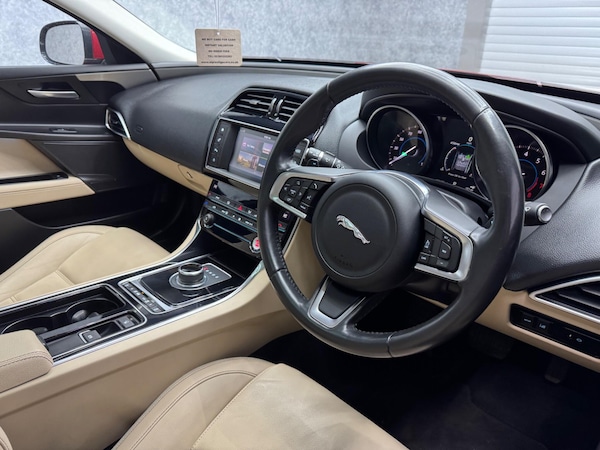 Used Jaguar XE 2017 for sale - 75747510: Photo 25