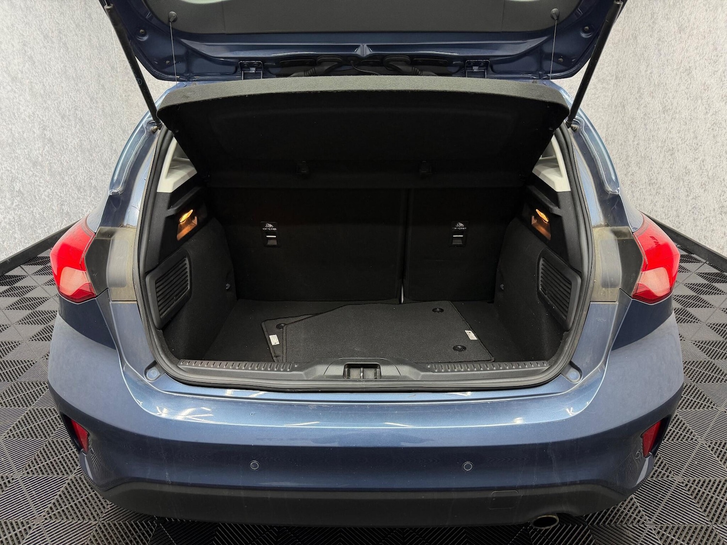 Used Ford Focus 2019 for sale - 77050220: Photo 25