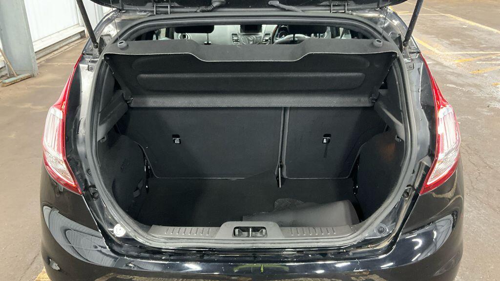 Used Ford Fiesta 2017 for sale - 77320450: Photo 10