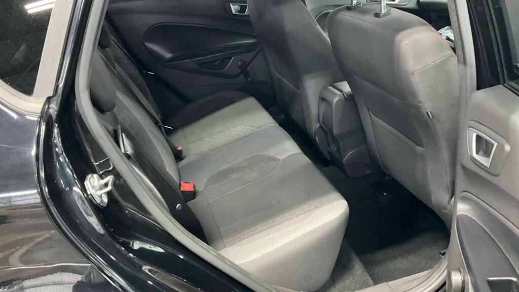 Used Ford Fiesta 2017 for sale - 77320450: Photo 11