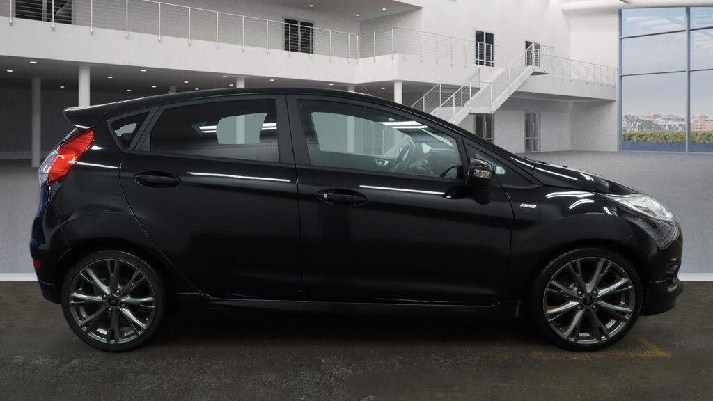 Used Ford Fiesta 2017 for sale - 77320450: Photo 8