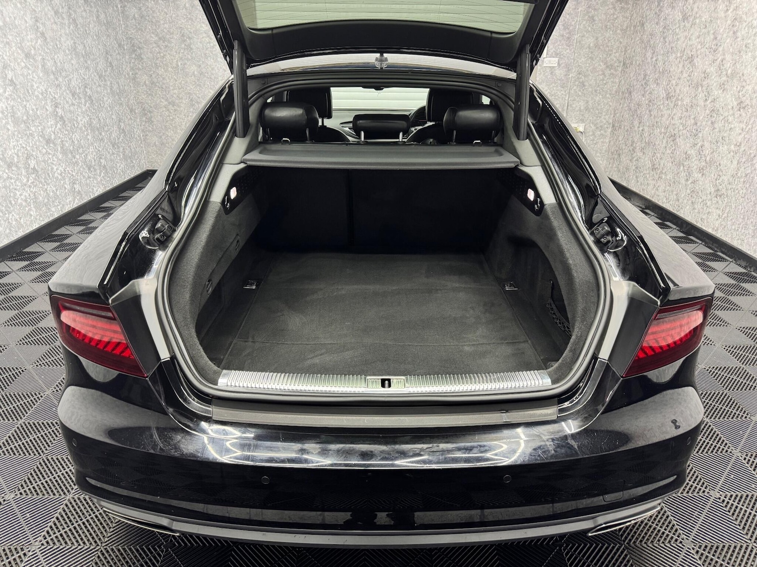 Used Audi A7 2018 for sale - 76584332: Photo 25