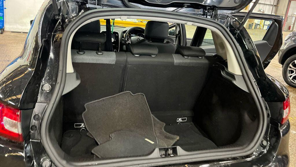 Used Renault Clio for sale - 78136164: Photo 12