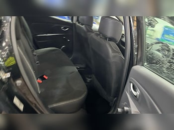 Used Renault Clio 2015 for sale - 78136164: Photo