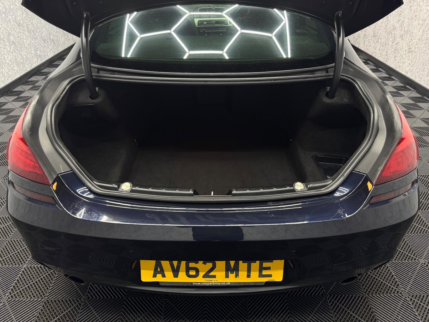 Used BMW 6 Series Gran Coupe 2012 for sale - 76432948: Photo 32