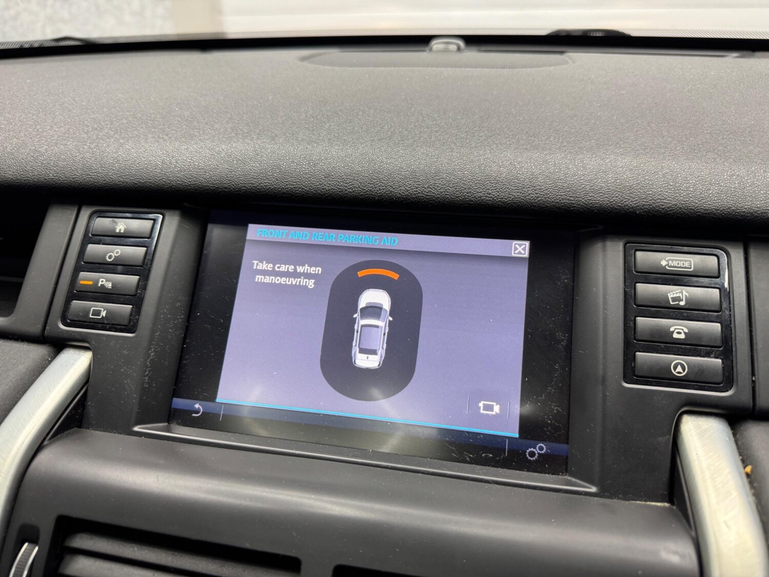 Used Land Rover Discovery Sport 2017 for sale - 78058369: Photo 12