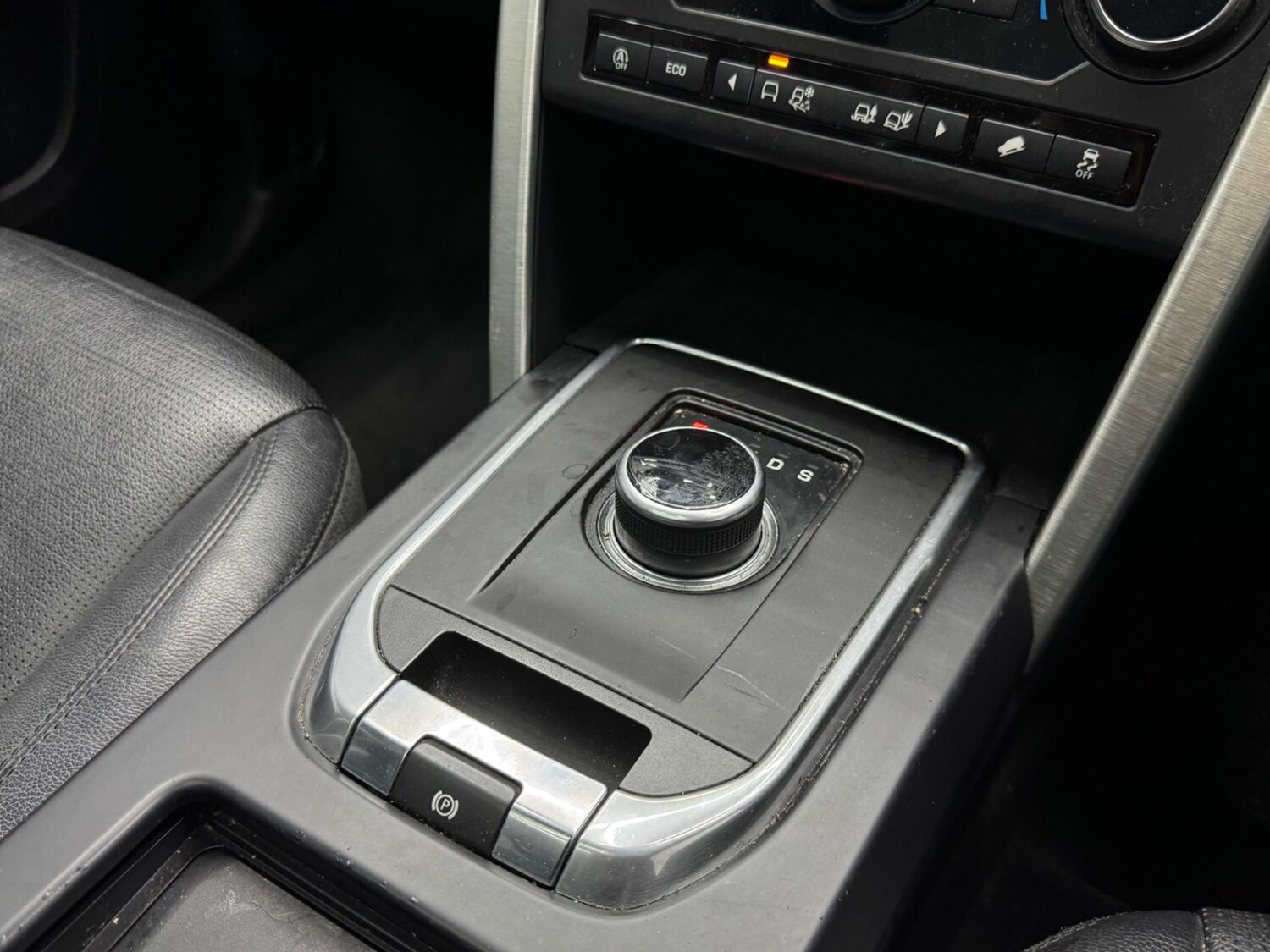 Used Land Rover Discovery Sport 2017 for sale - 78058369: Photo 17