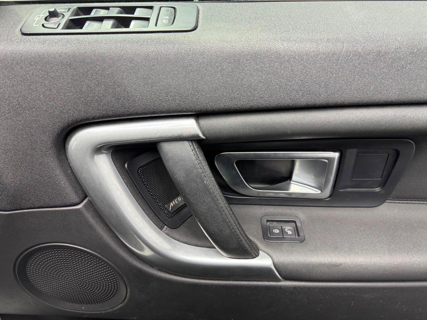 Used Land Rover Discovery Sport 2017 for sale - 78058369: Photo 22