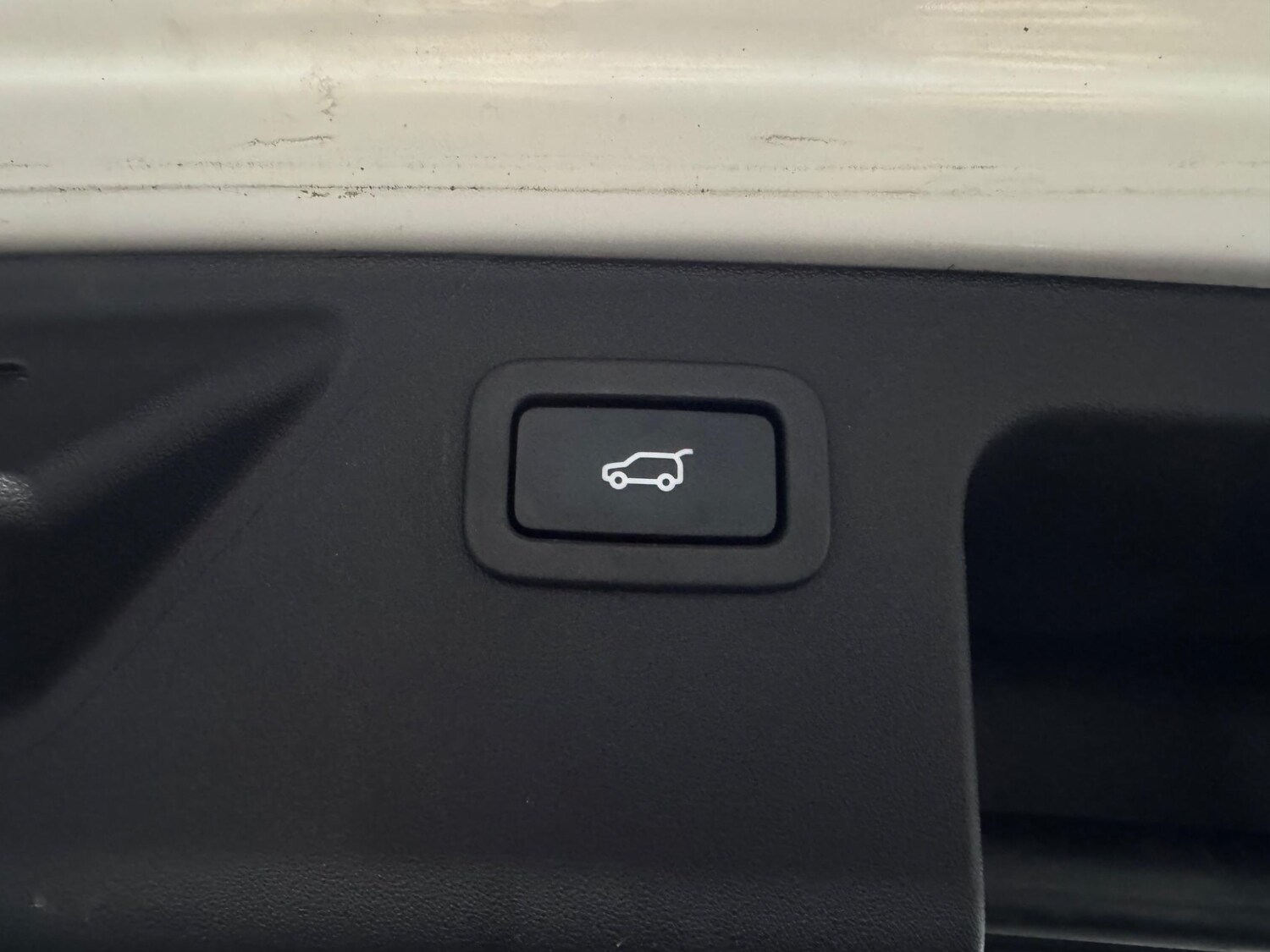 Used Land Rover Discovery Sport 2017 for sale - 78058369: Photo 25