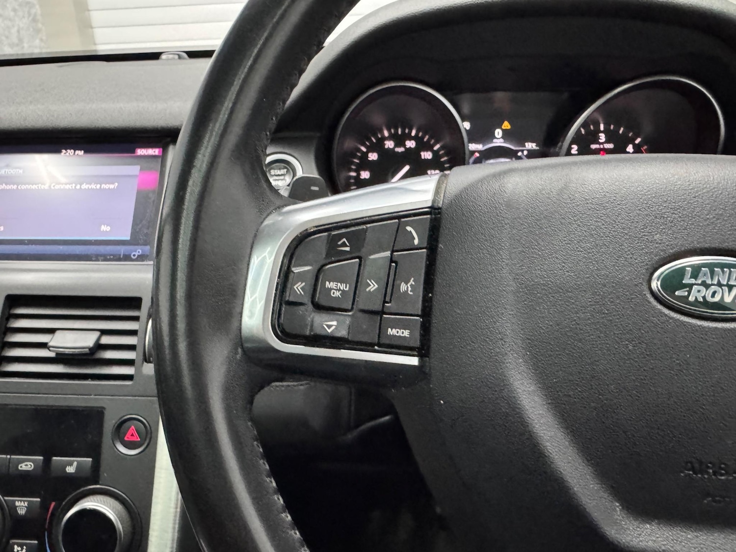 Used Land Rover Discovery Sport 2017 for sale - 78058369: Photo 8