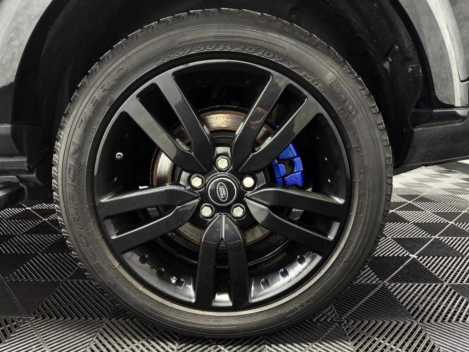 Used Land Rover Discovery 4 2015 for sale - 76606875: Photo 29