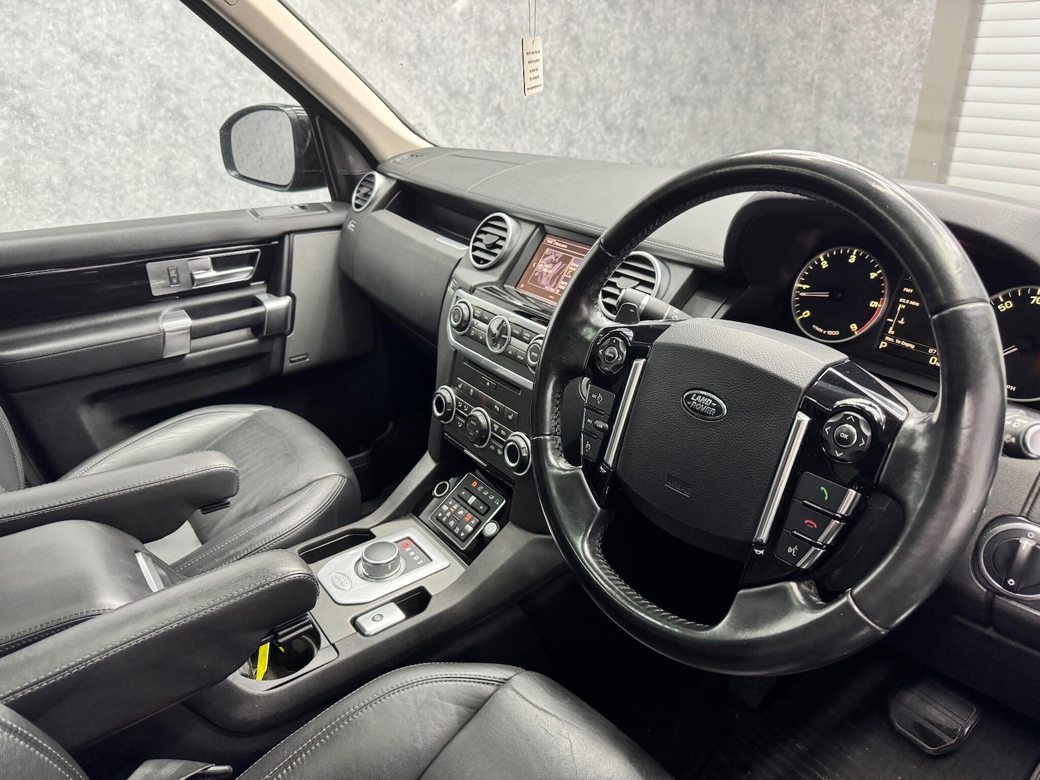 Used Land Rover Discovery 4 for sale - 78057961: Photo 2