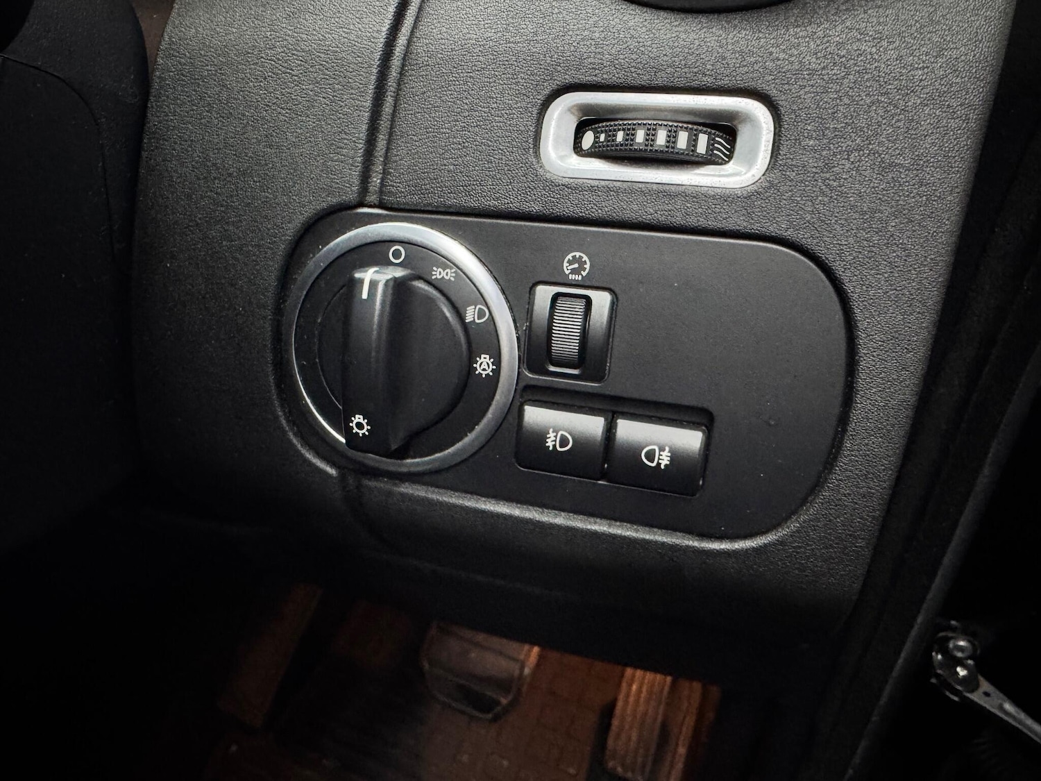 Used Land Rover Discovery 4 for sale - 78057961: Photo 23