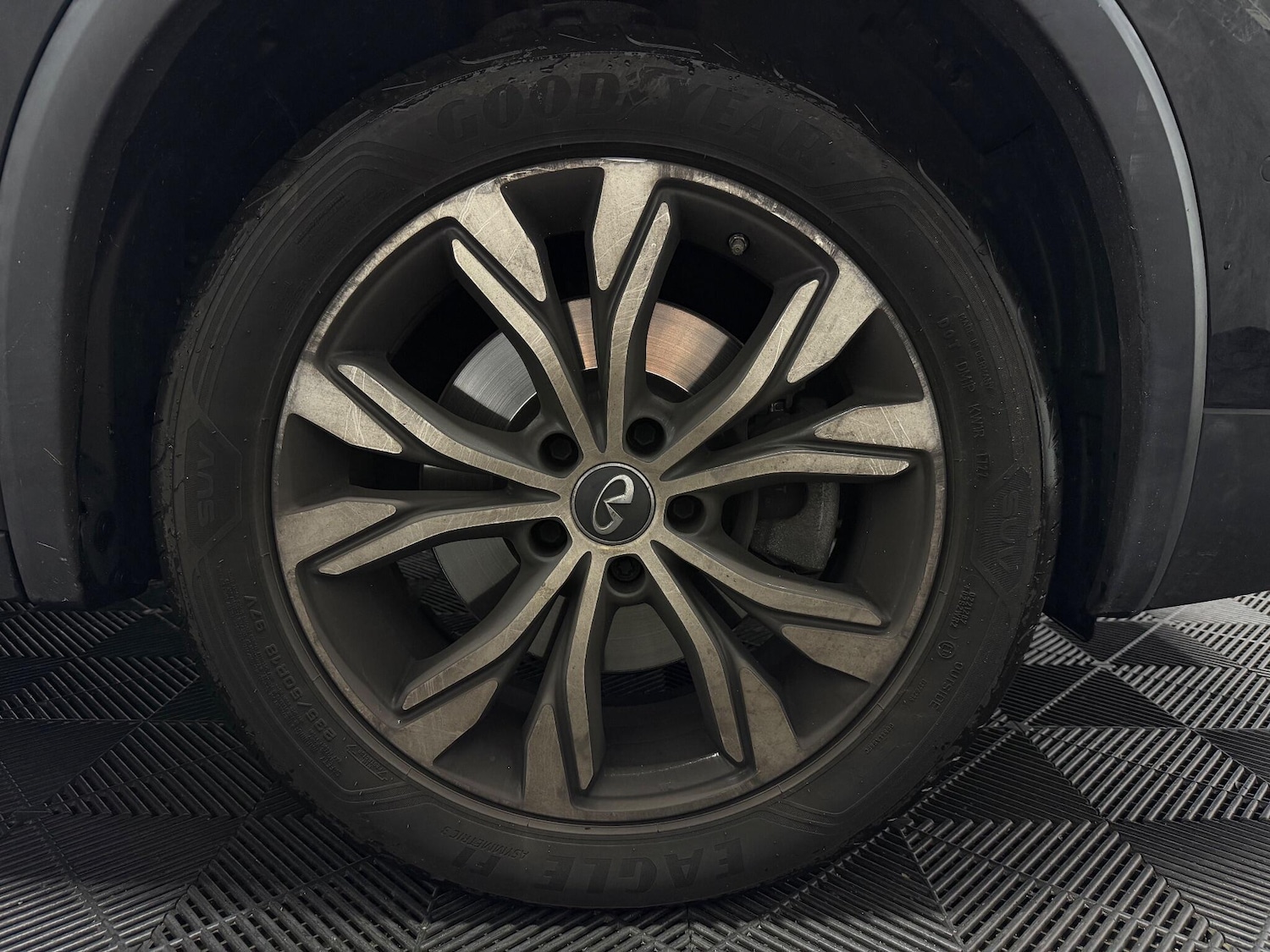 Used Infiniti QX30 2018 for sale - 77279925: Photo 16