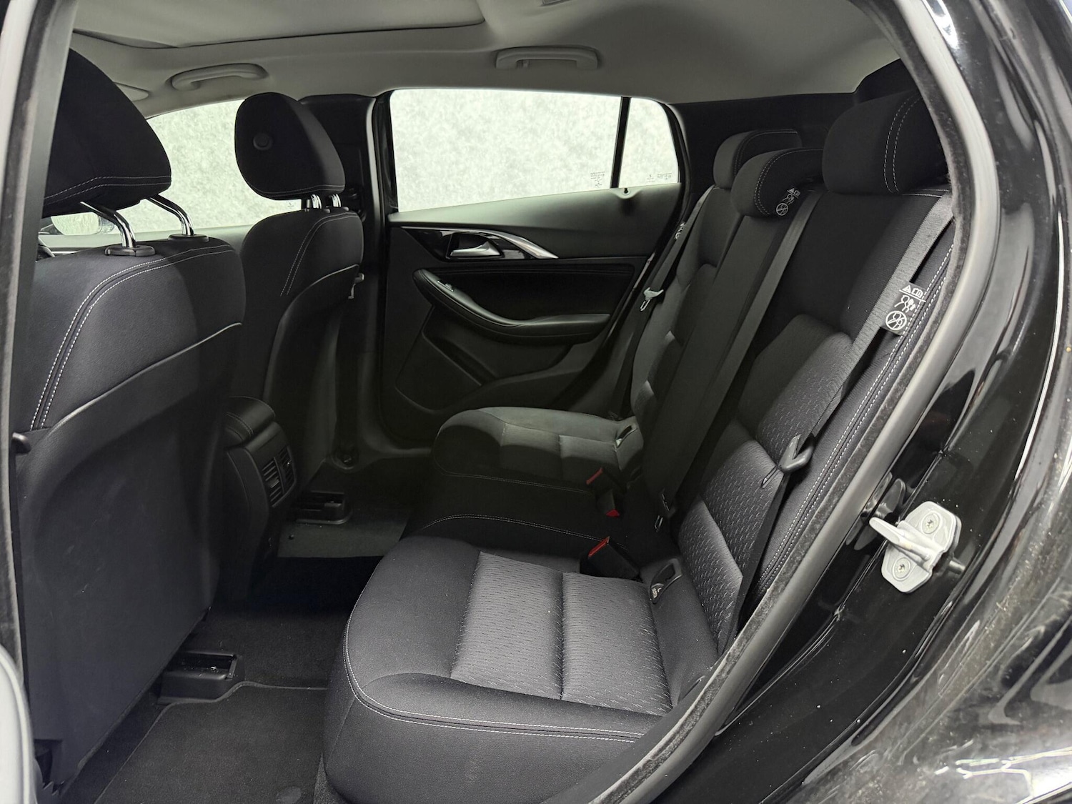 Used Infiniti QX30 2018 for sale - 77279925: Photo 8