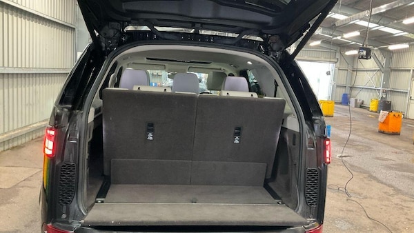 Used Land Rover Discovery 2019 for sale - 76295800: Photo 11