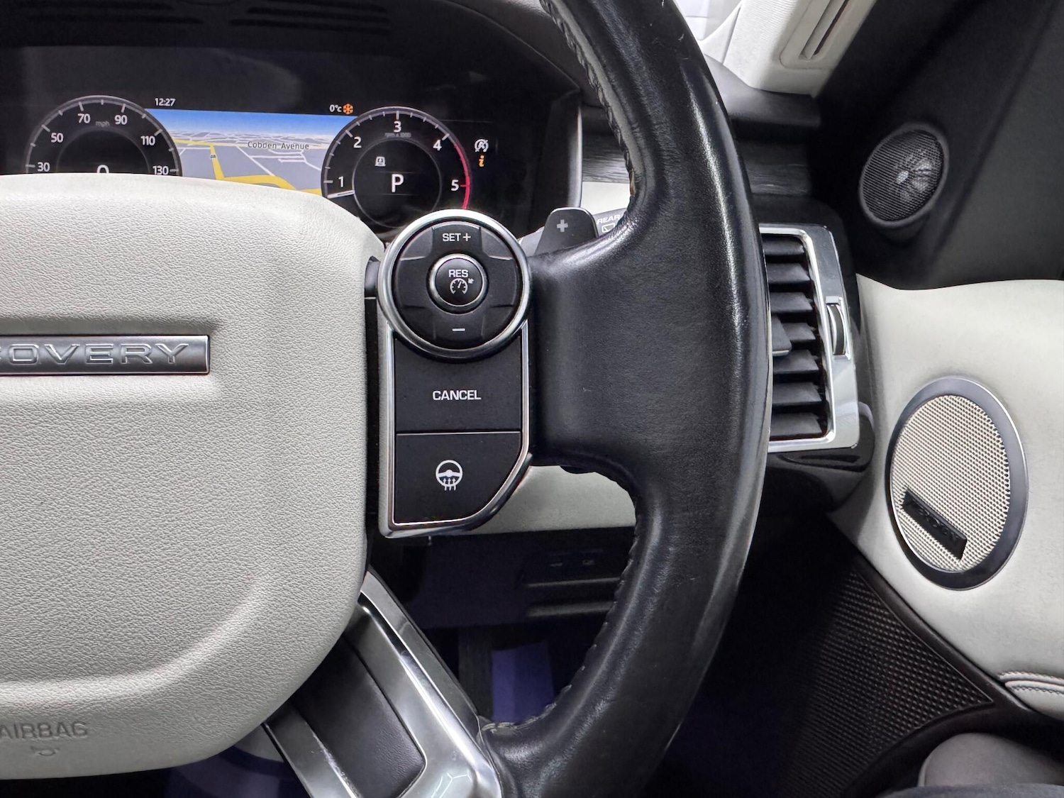 Used Land Rover Discovery 2019 for sale - 76295800: Photo 14