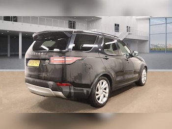 Used Land Rover Discovery 2019 for sale - 76295800: Photo 4