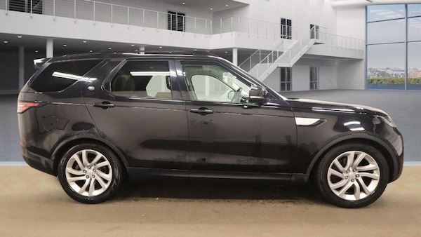 Used Land Rover Discovery 2019 for sale - 76295800: Photo 9