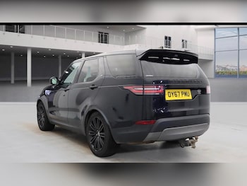 Used Land Rover Discovery 2017 for sale - 76573296: Photo