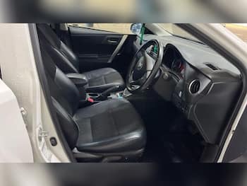 Used Toyota Auris 2012 for sale - 79664421: Photo