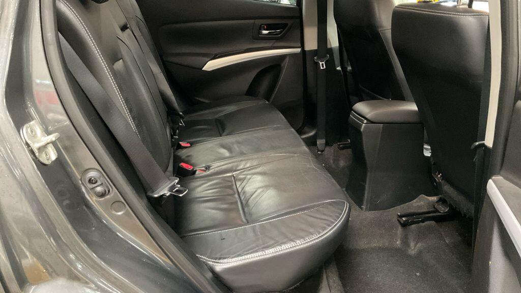 Used Suzuki SX4 S-Cross 2016 for sale - 77646141: Photo 3