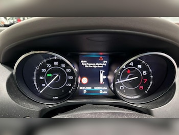 Used Jaguar XE 2016 for sale - 77425982: Photo