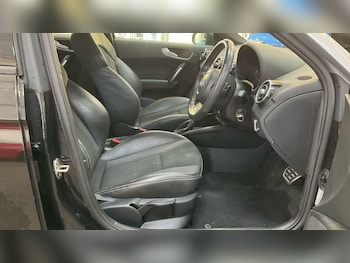 Used Audi A1 2017 for sale - 76667367: Photo