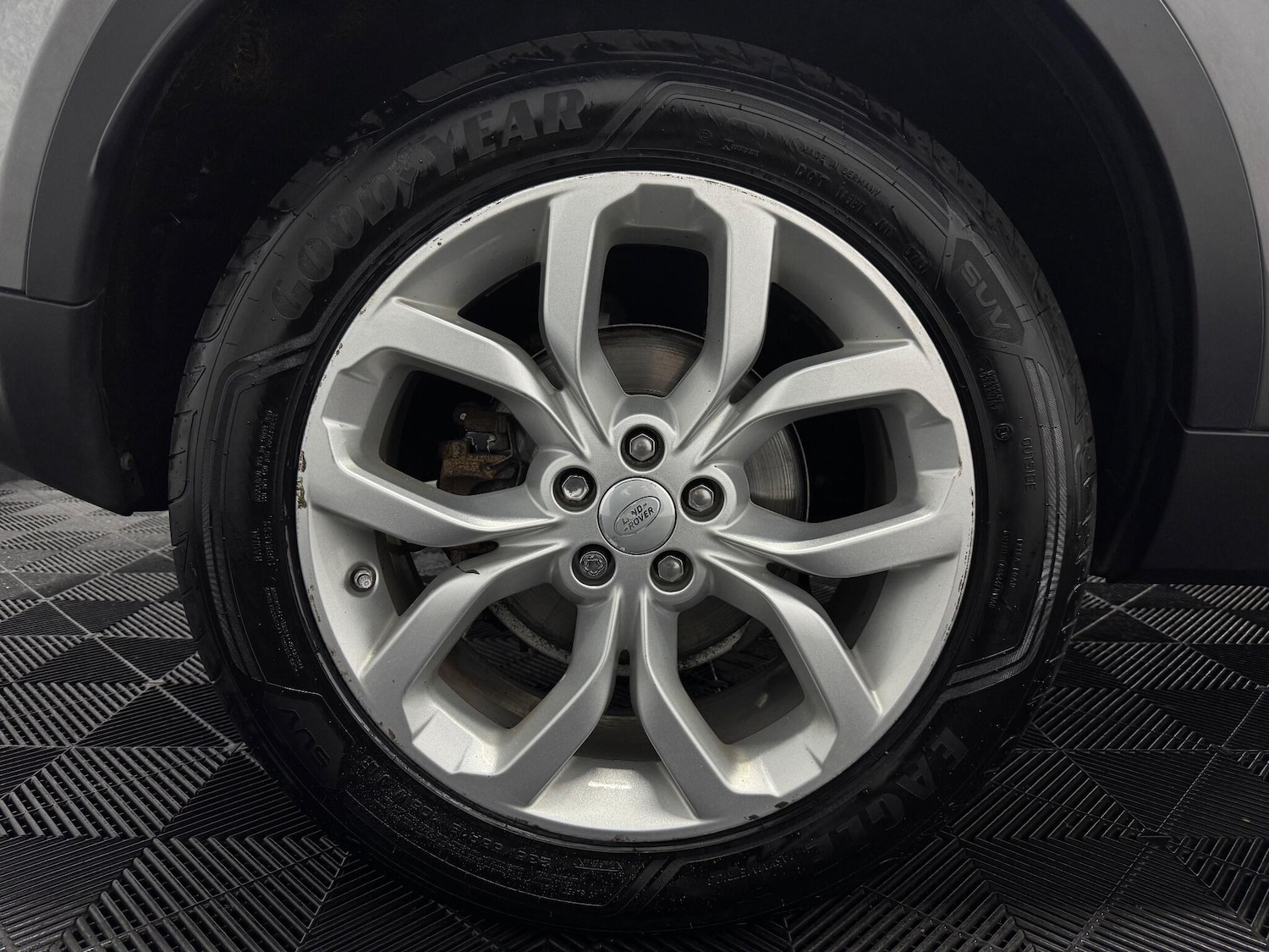 Used Land Rover Discovery Sport 2015 for sale - 76608196: Photo 21