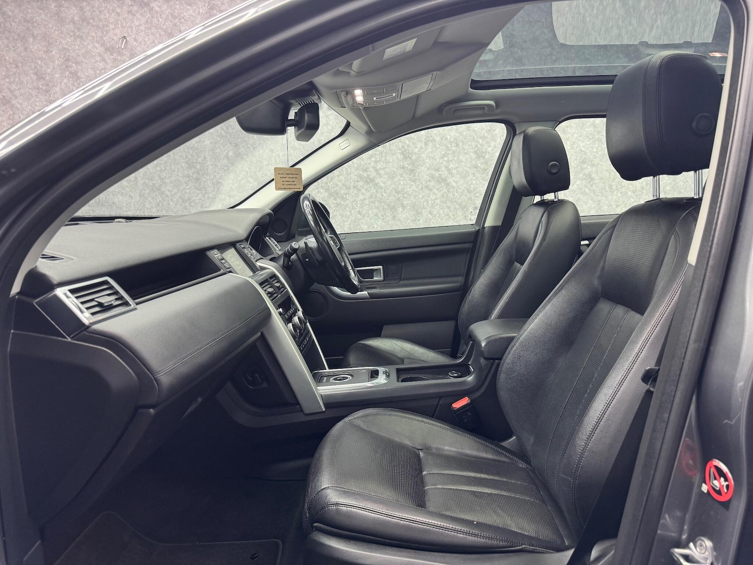 Used Land Rover Discovery Sport 2015 for sale - 76608196: Photo 28