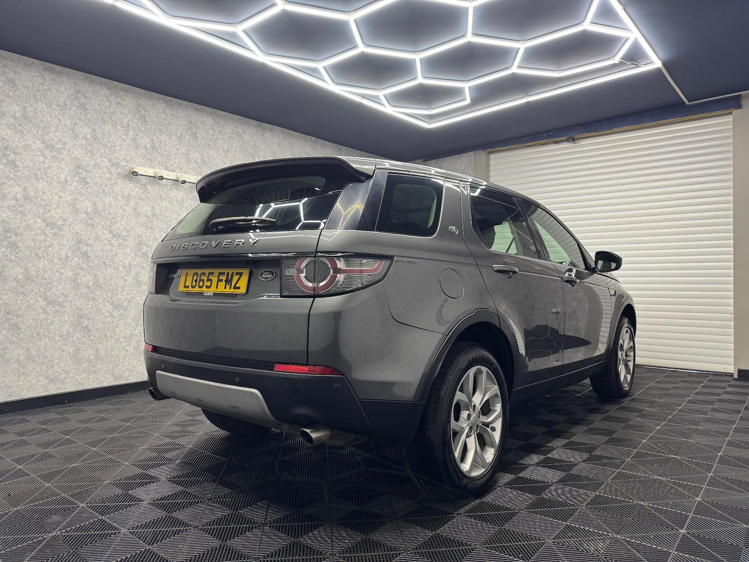 Used Land Rover Discovery Sport 2015 for sale - 76608196: Photo 4