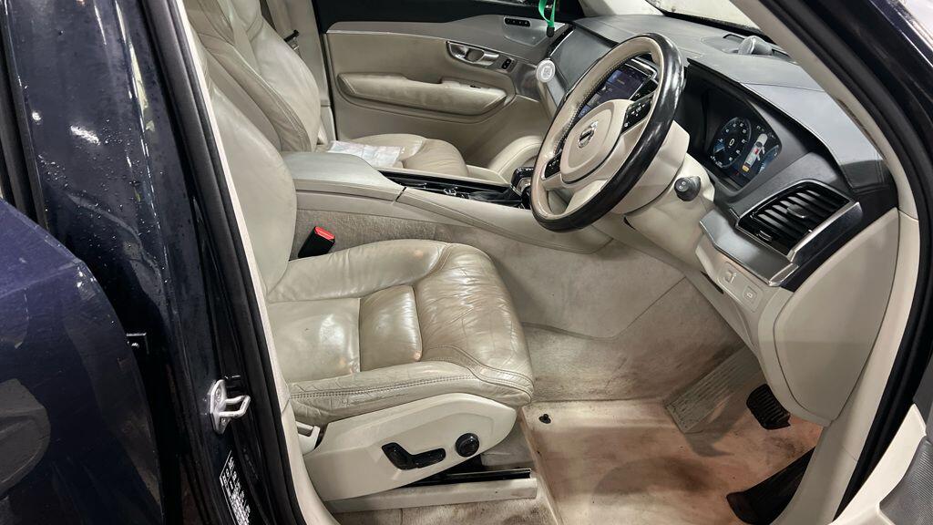 Used Volvo XC90 2015 for sale - 77574856: Photo 2