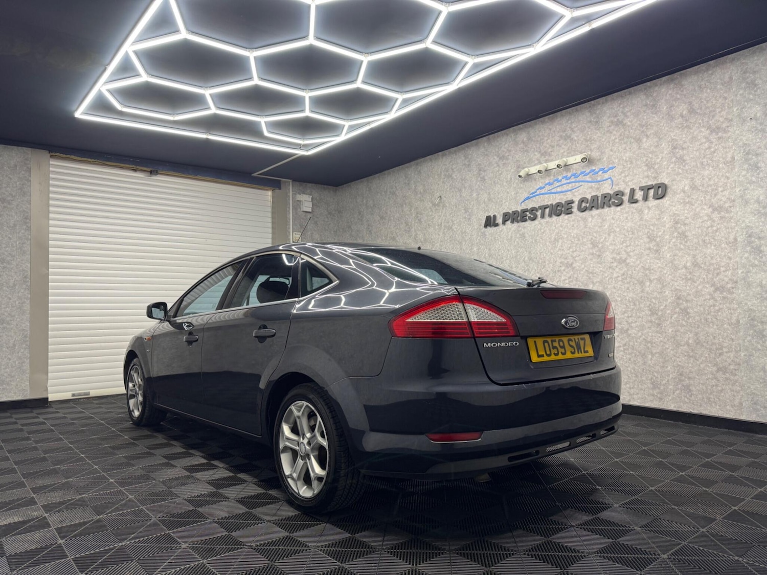 Used Ford Mondeo 2010 for sale - 76226608: Photo 21