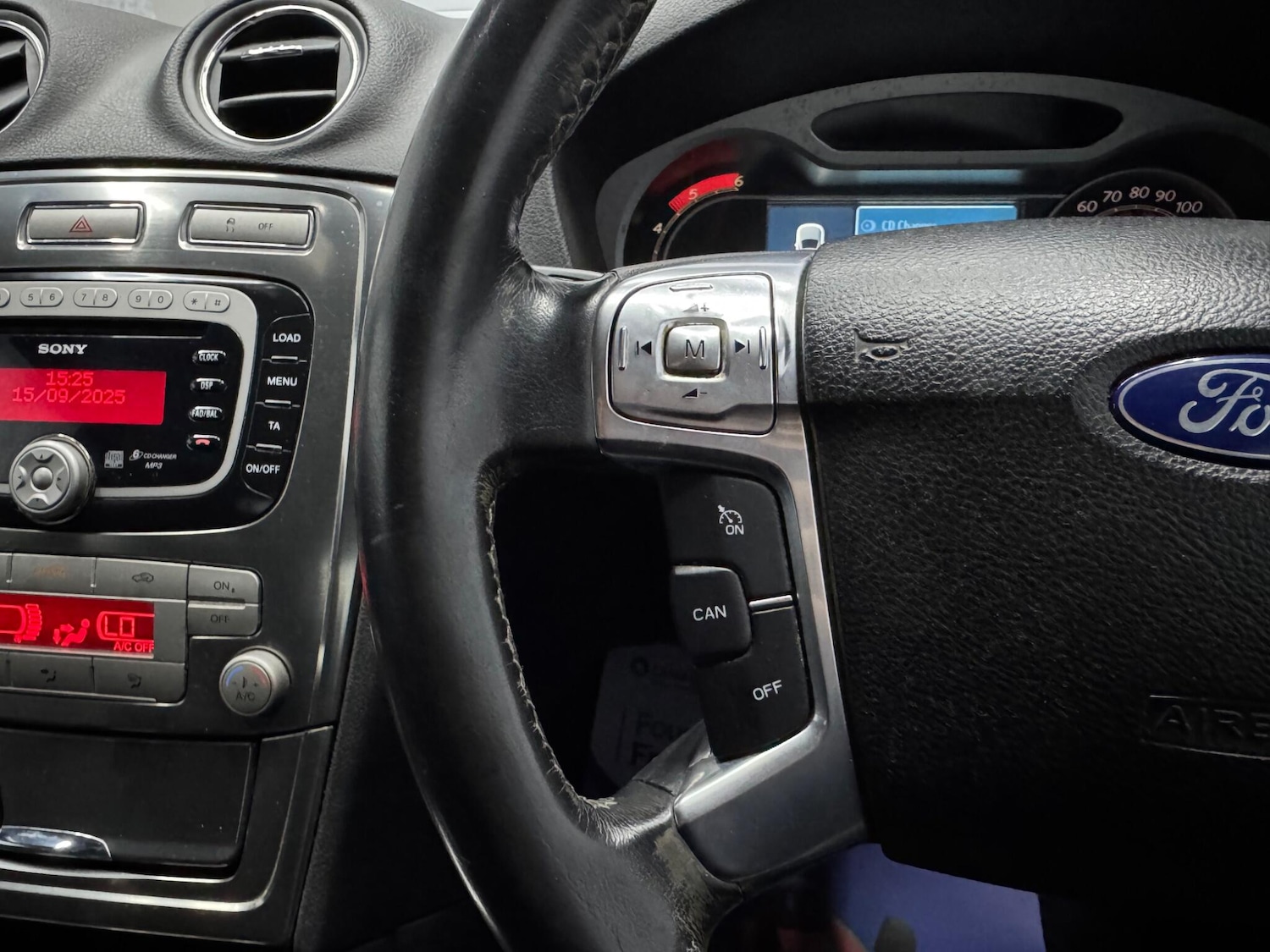 Used Ford Mondeo 2010 for sale - 76226608: Photo 7