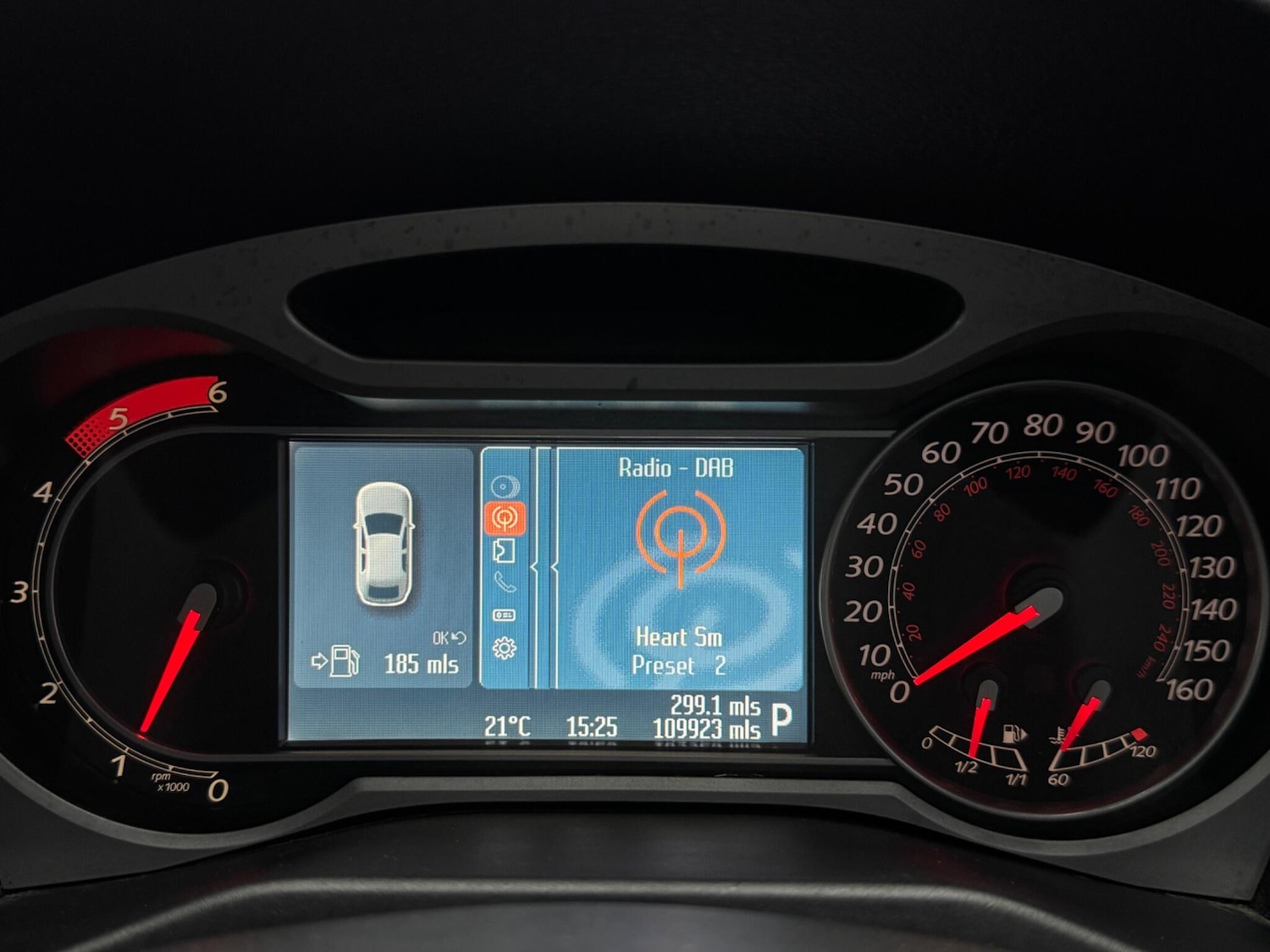 Used Ford Mondeo 2010 for sale - 76226608: Photo 8