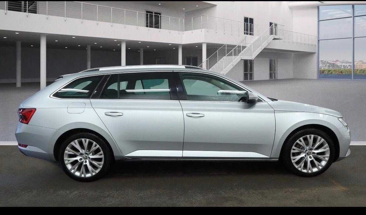 Used Skoda Superb 2023 for sale - 77523923: Photo 9