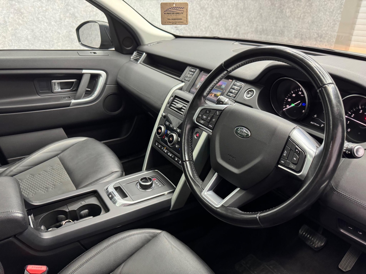 Used Land Rover Discovery Sport 2018 for sale - 75732248: Photo 25