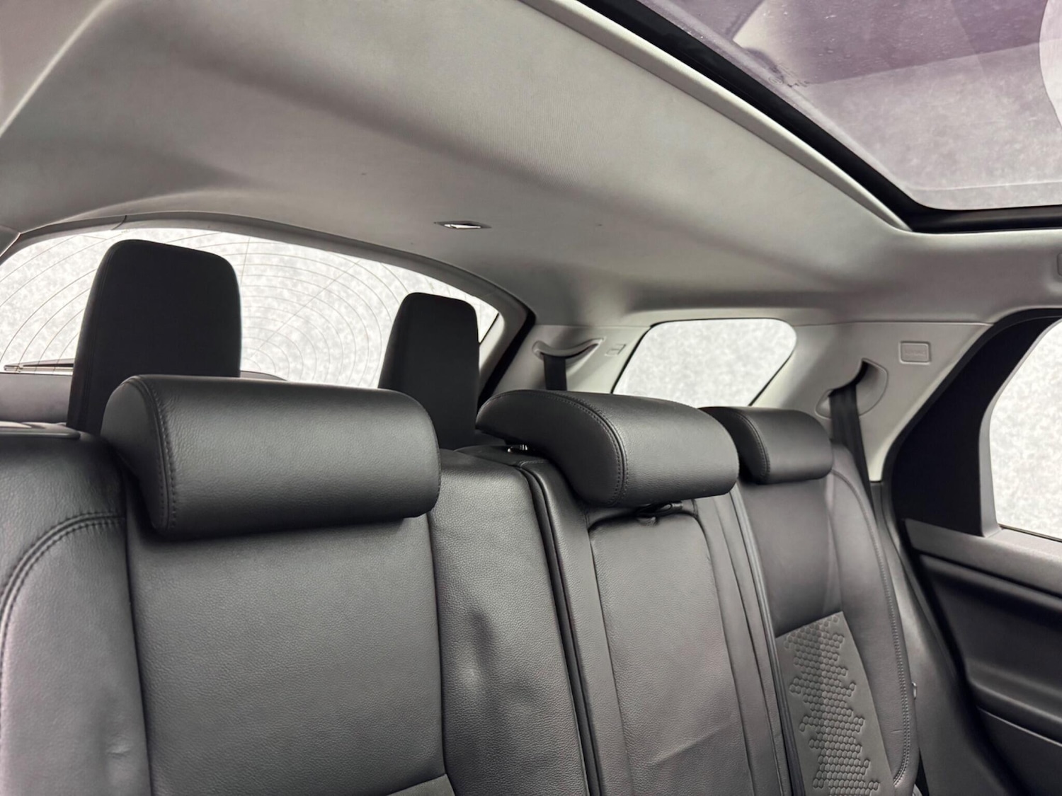 Used Land Rover Discovery Sport 2018 for sale - 75732248: Photo 32