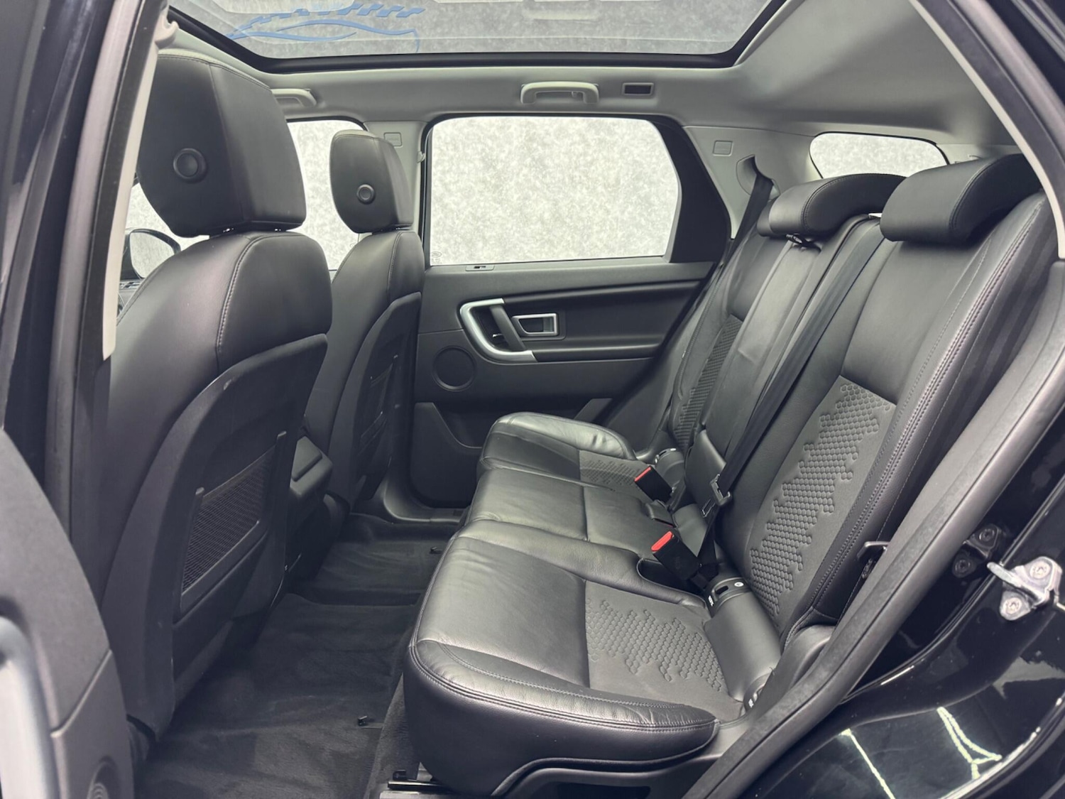 Used Land Rover Discovery Sport 2018 for sale - 75732248: Photo 34
