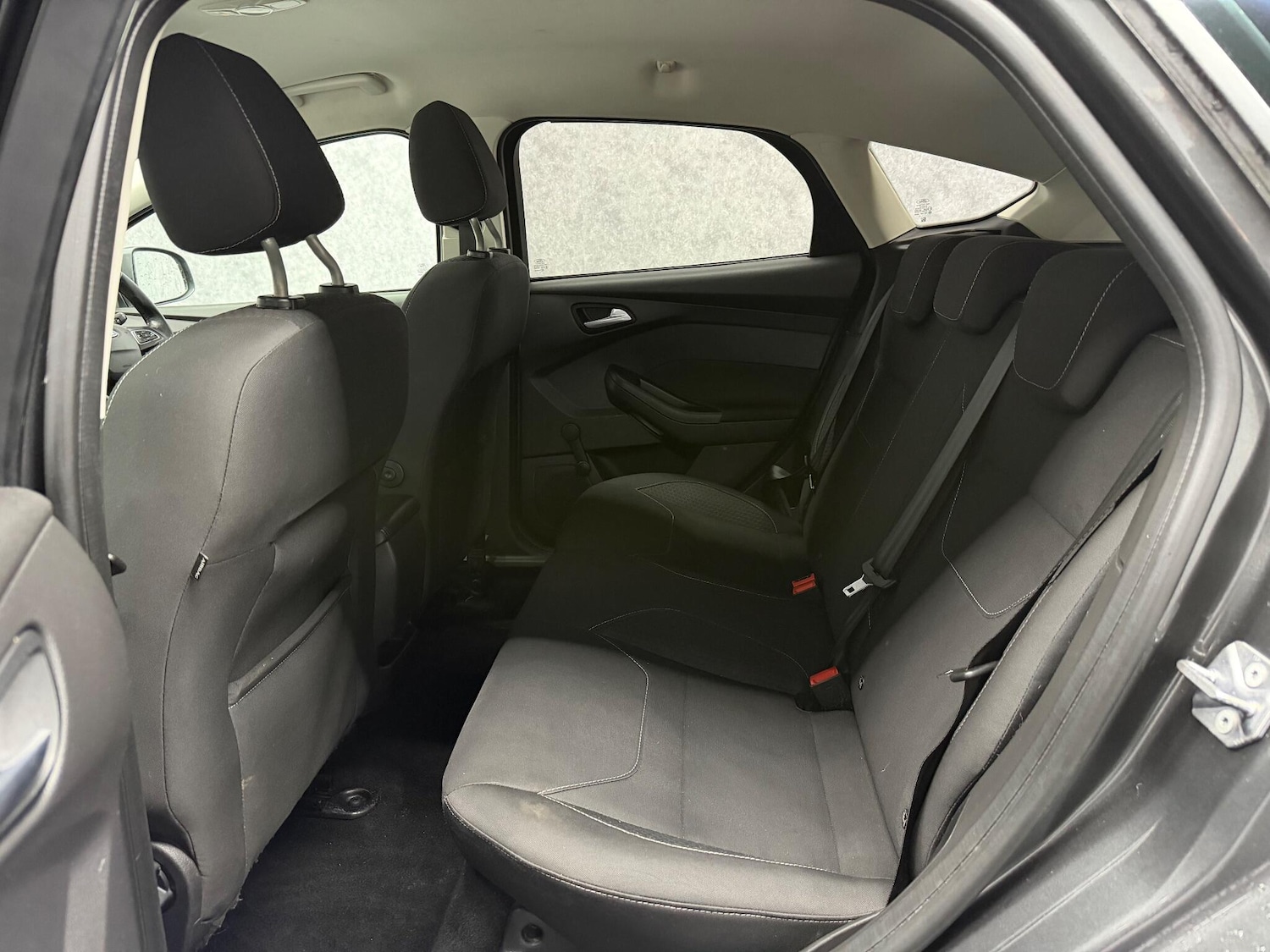 Used Ford Focus 2015 for sale - 78087178: Photo 11