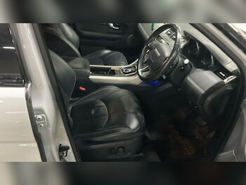 Used Land Rover Range Rover Evoque 2017 for sale - 77386904: Photo